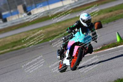 media/Jan-21-2023-Fastrack Riders (Sat) [[fcf3f88a30]]/Level 1-RDS/Session 3 Turn 6-Mountian Shot/